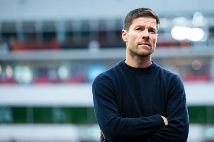 ألونسو: الدوري الألماني أهم بطولة لباير ليفركوزن