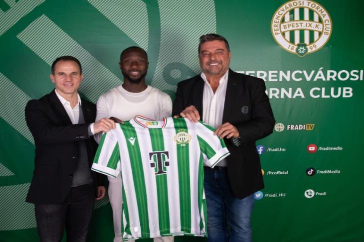 بعد فترة التجميد.. نابي كيتا يخرج من جحيم بريمن إلى مزاملة بن رمضان في المجر