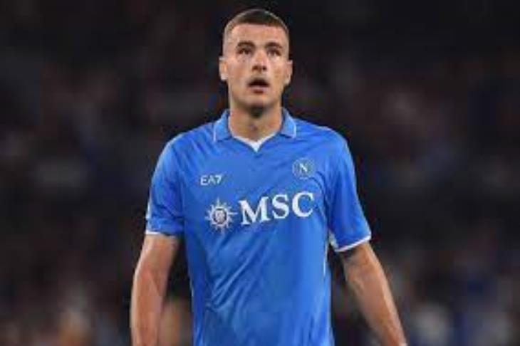 نابولي يعلن إصابة لاعبه أليساندرو بونجيورنو