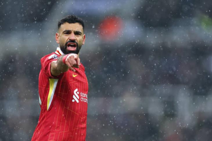 فاولر وماكمانمان وأوين وستوريدج.. أساطير يقفون مع صلاح ضد إدارة ليفربول