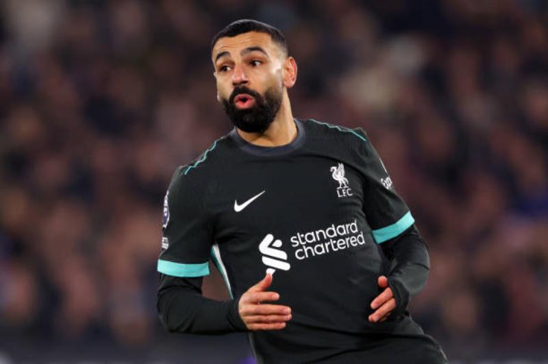 انفرد بالعاشر.. صلاح يتجاوز بيكهام في قائمة صناع الأهداف التاريخيين بالدوري الإنجليزي