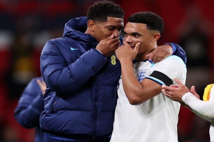 تقارير: ليفربول يرفع عرضه المالي لأرنولد قبل اجتماع يناير الحاسم مع ريال مدريد