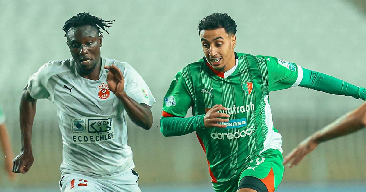 ثابتى يُهدر ضربة جزاء ويورط مولودية الجزائر في تعادل مخيب مع أولمبي الشلف