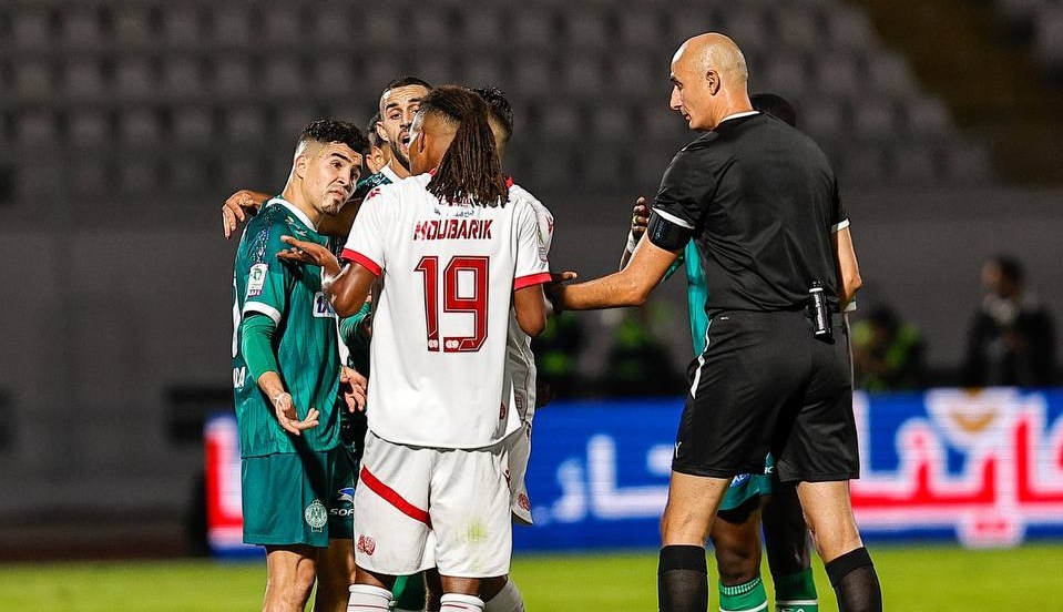 الرجاء يرد على تصريحات رئيس الوداد بتحركٍ قضائي مزدوج