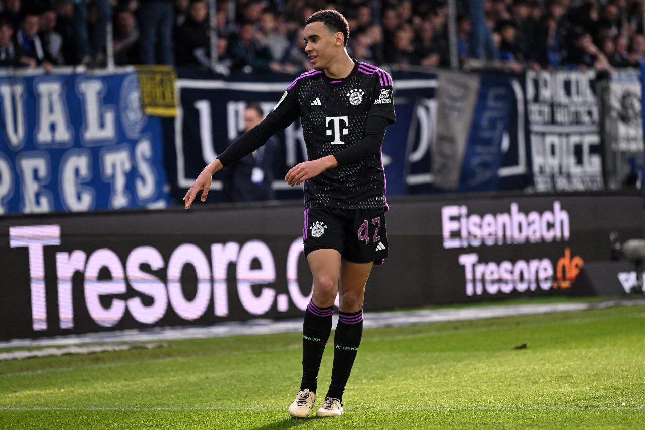 جمال موسيالا يحلم بمعادلة إنجاز مولر والاقتراب من ليفاندوفسكي