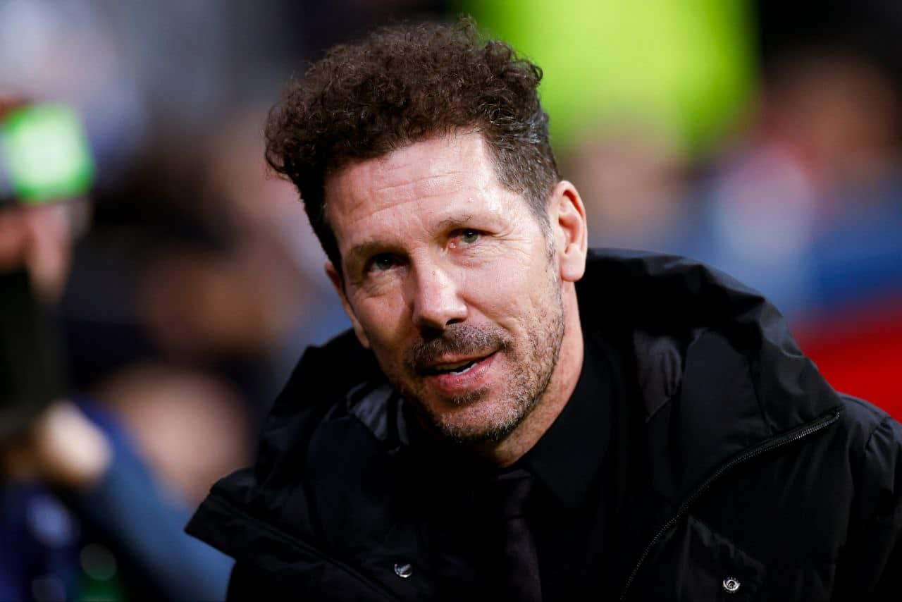 عقدة أزلية أمام برشلونة.. هل ينجح سيميوني في التخلص من اللعنة الأكبر بمسيرته؟