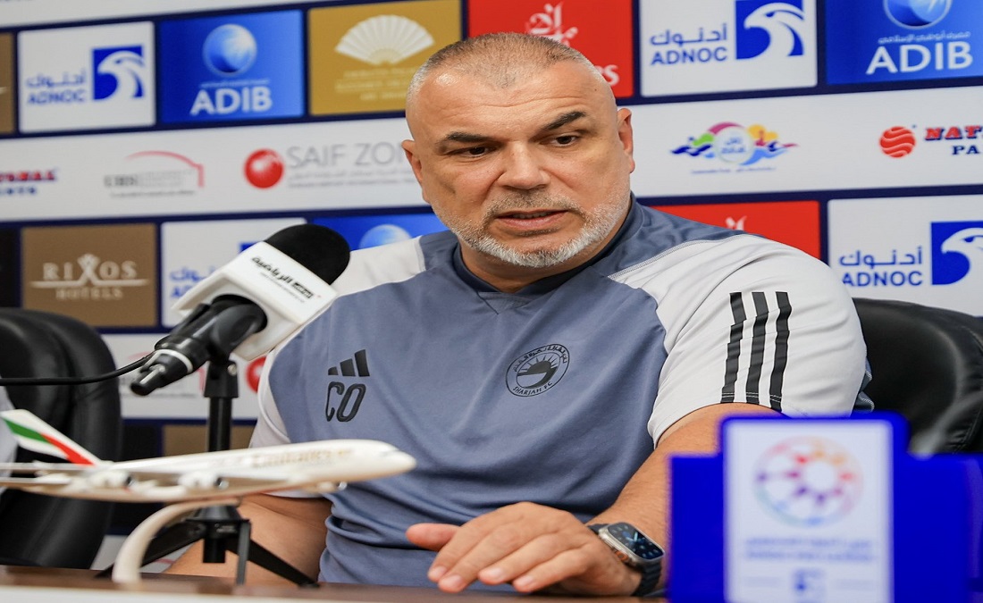 الشارقة الإماراتي يتحرك لتجديد عقد مدربه كوزمين