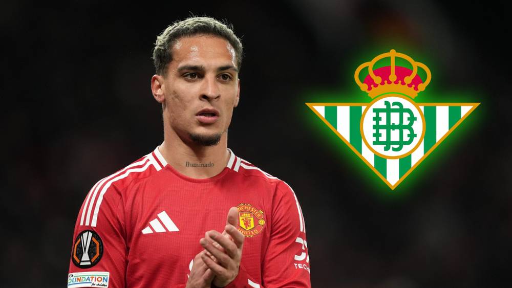 أنطوني في طريقه لمغادرة مانشستر يونايتد