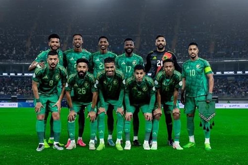 حارس منتخب السعودية يتخذ قرارًا بالاعتزال بعد خسارة خليجي 26
