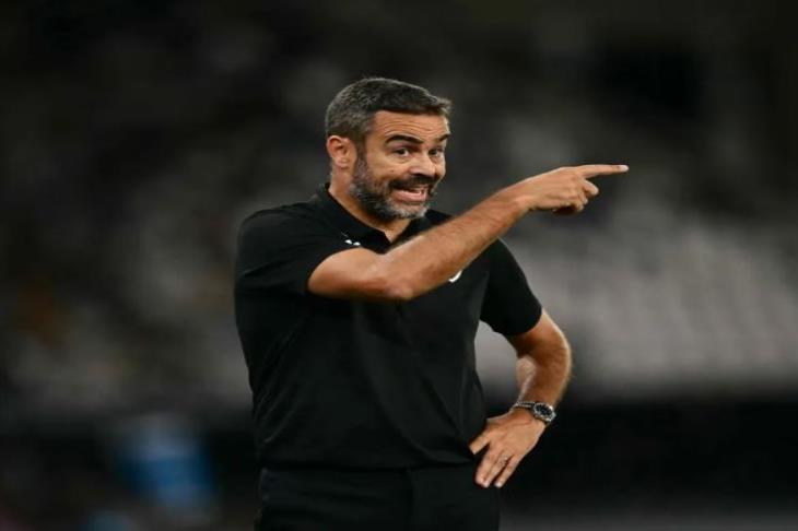 قناة الكاس: مدرب بوتافوجو البرازيلي يصل الدوحة لتدريب الريان القطري