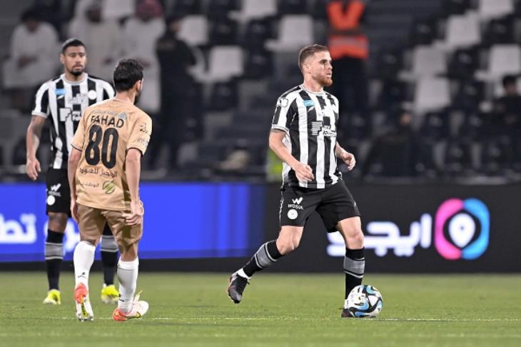 أول الراحلين في عهد تريم.. الشباب يعلن إنهاء عقد كويلار