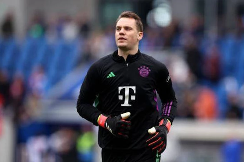 نوير يعود لتدريبات بايرن ميونخ بعد فترة غياب بسبب الإصابة