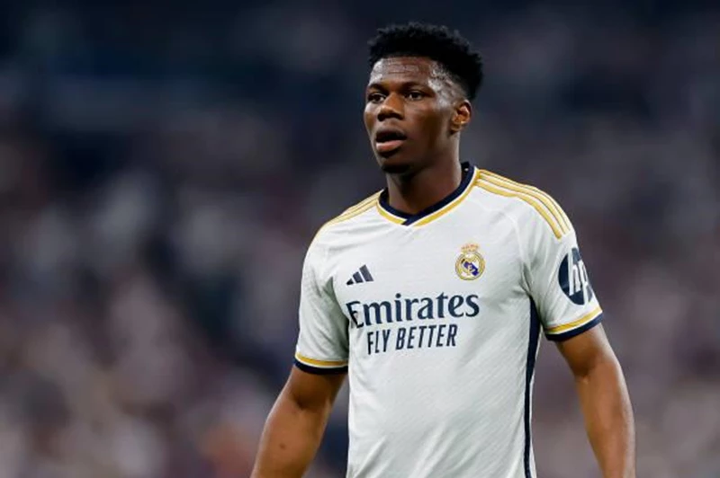 في بيان رسمي.. ريال مدريد يعلن استبعاد تشواميني من قائمة الفريق لمواجهة لاس بالماس