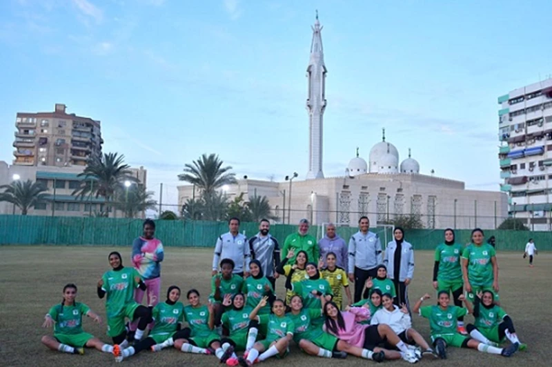 مدرب المصري للسيدات: واجهنا مسار بـ8 لاعبات.. ولن أُضيع مستقبلهم التعليمي بسبب مباراة