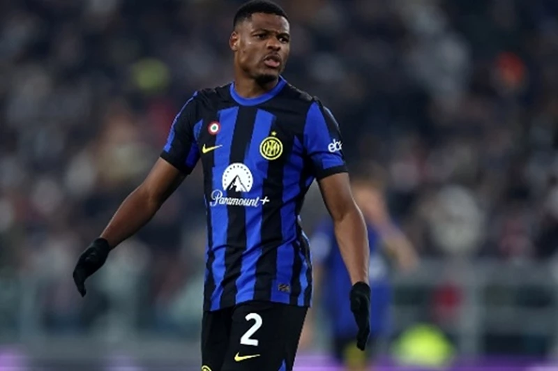 دومفريس: أشعر أنني أتحسن.. ونحاول التركيز في مبارياتنا