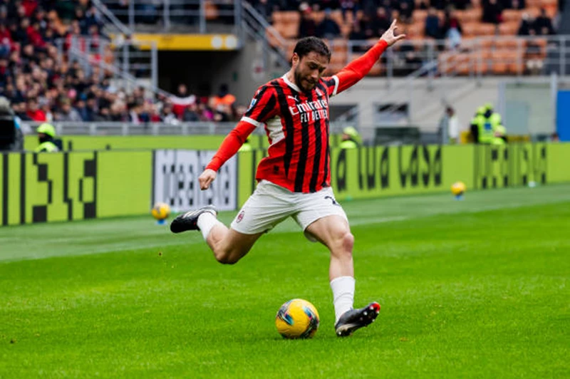 كالابريا: المشادة مع مدرب ميلان أشياء تحدث في كرة القدم.. والأدرينالين السبب