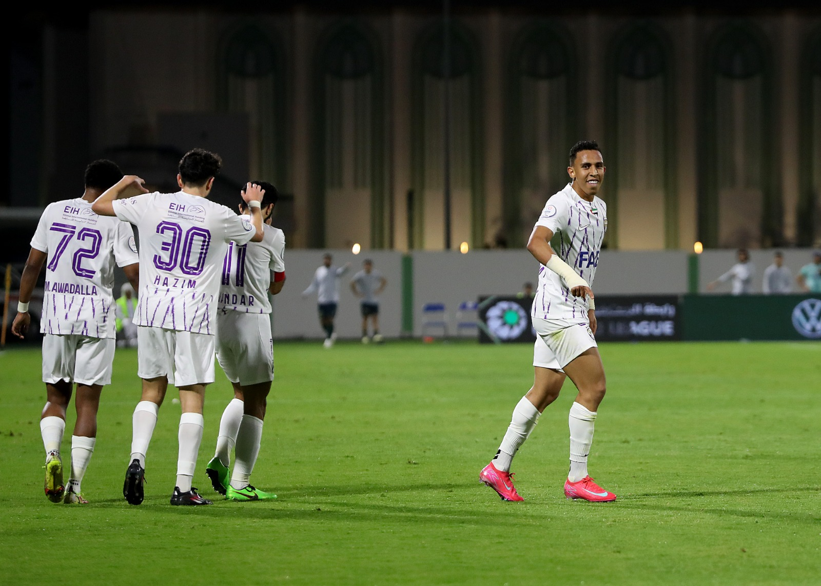 نتيجة مباراة العين ضد خورفكان – ريمونتادا غير مكتملة لـ الزعيم