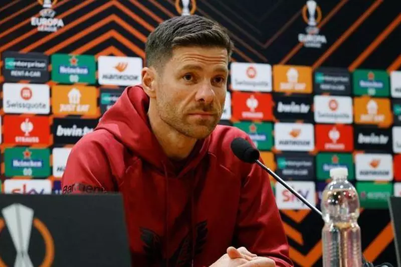 الدوري الألماني.. ألونسو يحرم لاعبيه من الراحة قبل مواجهة آينتراخت فرانكفورت