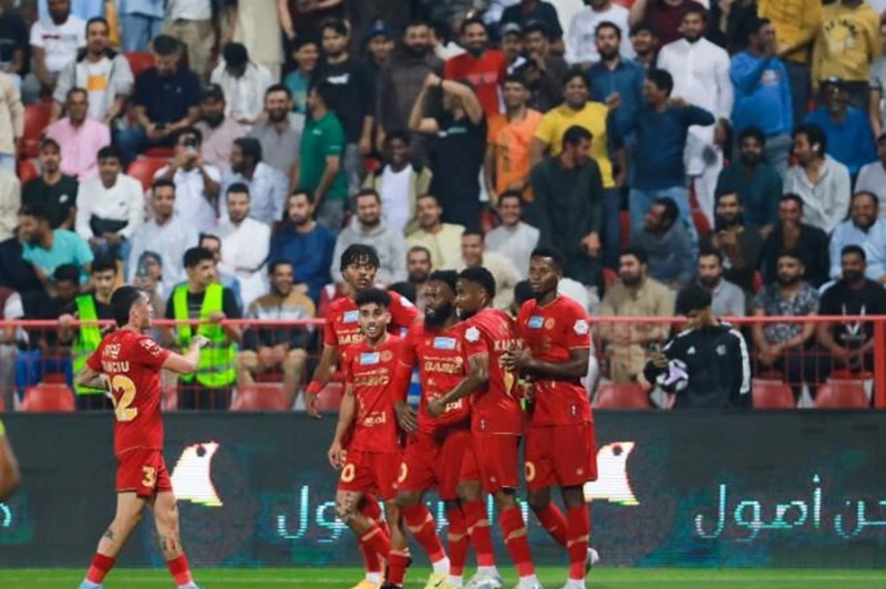 فرض كلمته على ثنائي الصدارة.. مدرب الزمالك الأسبق يحرج كبار الدوري السعودي