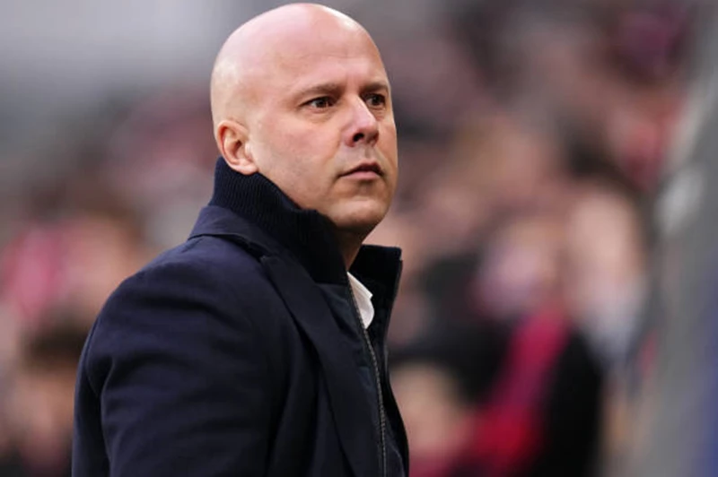 "جوميز قد يحتاج لعملية جراحية".. سلوت يكشف إصابات ليفربول قبل مواجهة أستون فيلا