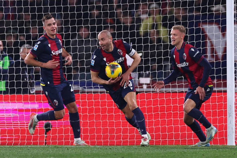 بولونيا يحسم مواجهة مثيرة أمام تورينو بثلاثية في الدوري الإيطالي