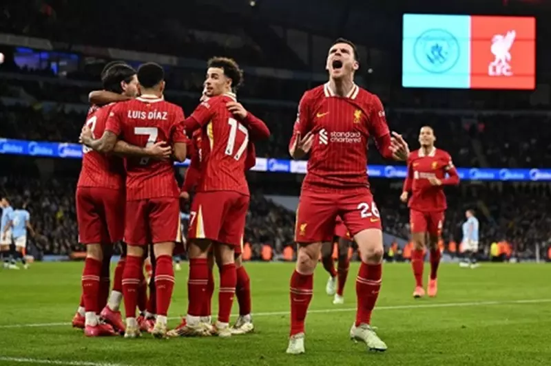 "صلاح ليس له مثيل".. صحف إنجلترا تتغنى بفوز ليفربول بعد قمة مانشستر سيتي