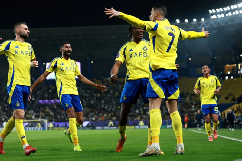 النصر يلاحق الصدارة والفتح يغرق في القاع.. جدول ترتيب الدوري السعودي