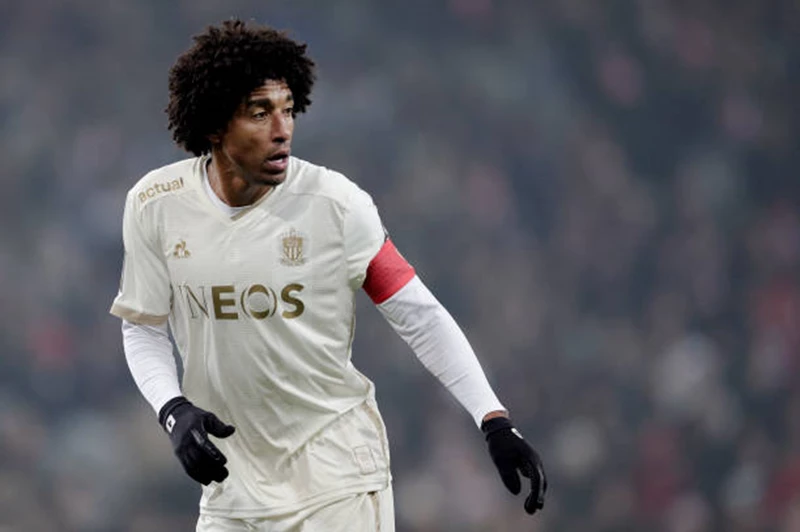 أحبط عبد المنعم.. دانتي يحدد موعد اعتزاله كرة القدم مع نيس