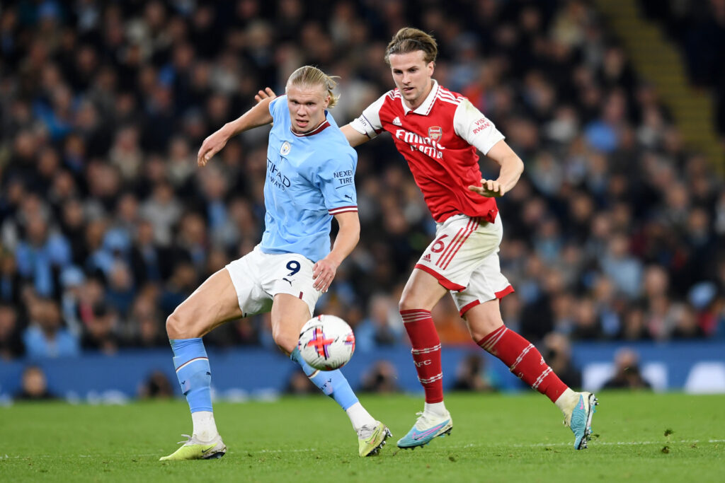 نتيجة مباراة مانشستر  سيتي ضد أرسنال في الدوري الإنجليزي – إهانة رفاق مرموش