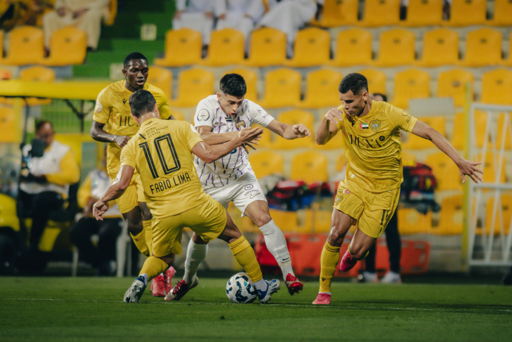 خبير تحكيمي يحسم الجدل حول مدى صحة هدف العين الملغي ضد الوصل