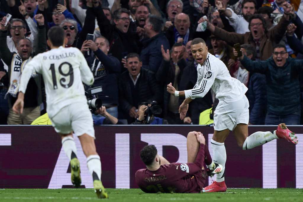 تسريب قميص ريال مدريد الاحتياطي الجديد للموسم المقبل