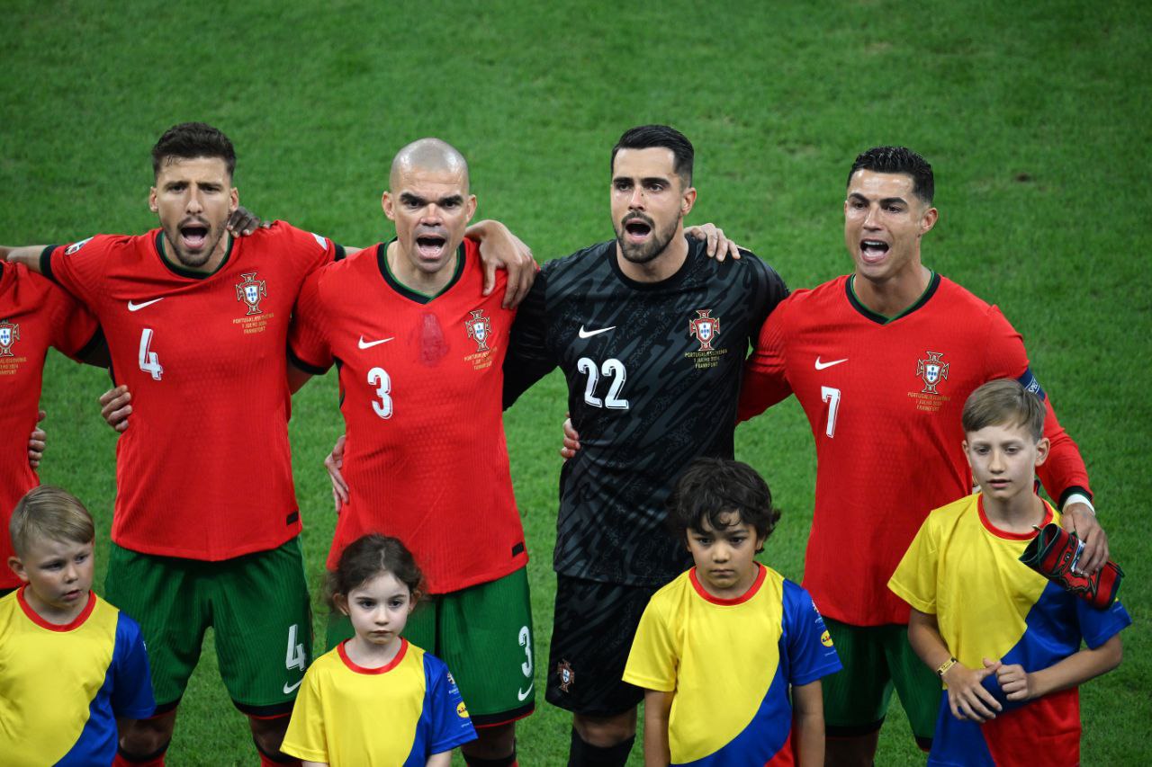 بيبي يكشف مفاجأة عن كريستيانو رونالدو: كان مستعدًا للتنازل عن أمواله من أجلي