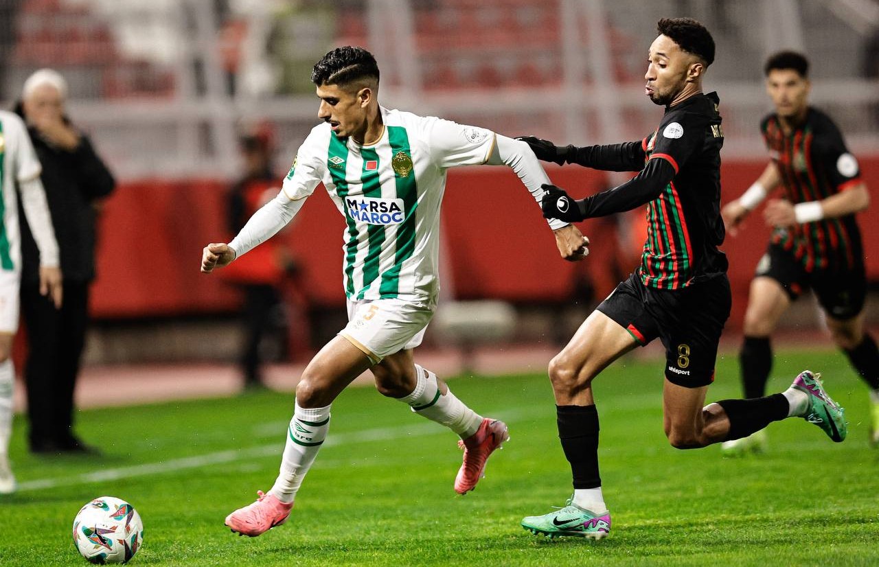 أبرزها الرجاء.. نزاعات “فيفا” تجمد نشاط 6 أندية في الدوري المغربي