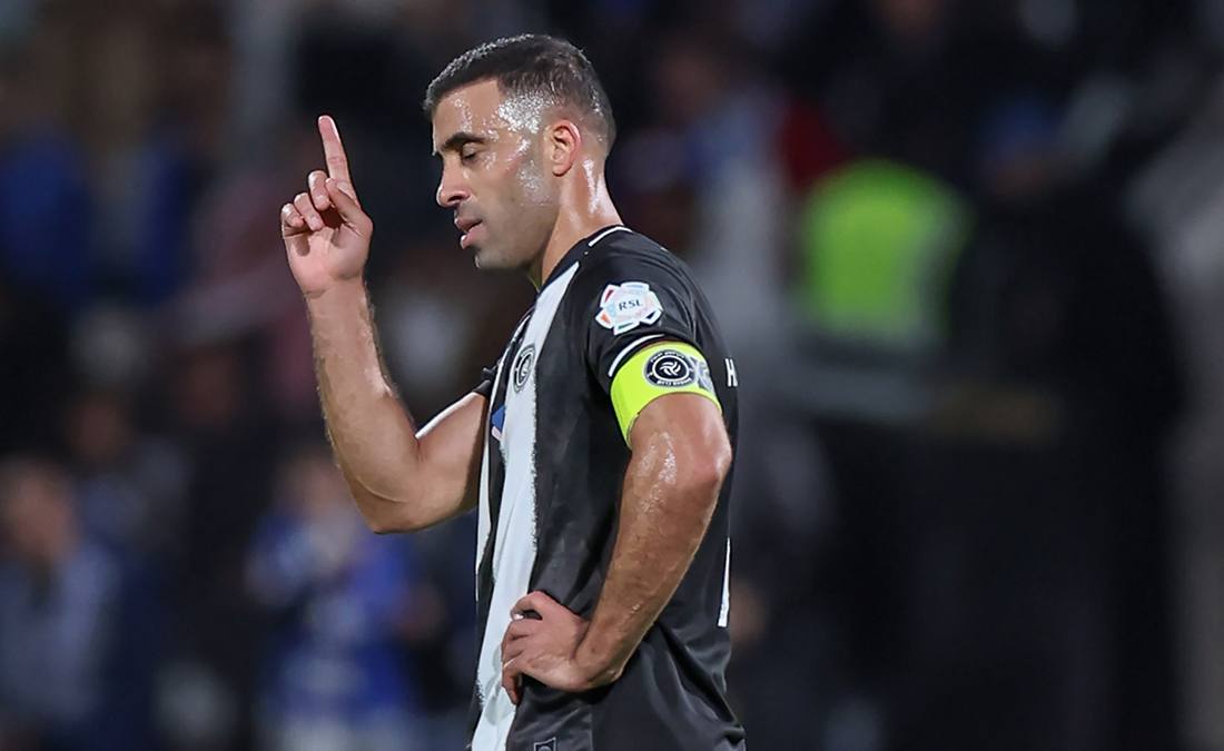 هاتريك مذهل.. حمد الله يواصل تحطيم الأرقام في الدوري السعودي