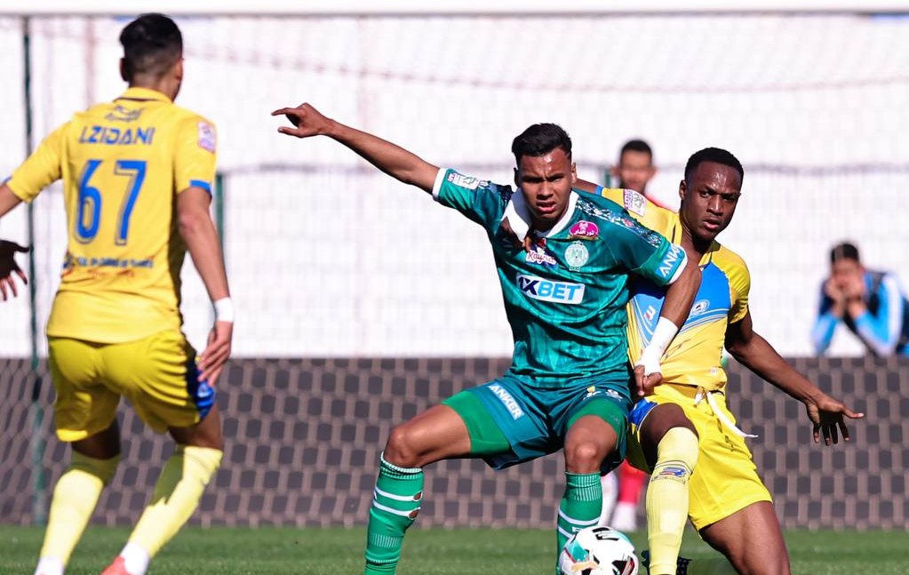 تشكيل الرجاء ضد النادي السالمي في الجولة 21 بالدوري المغربي