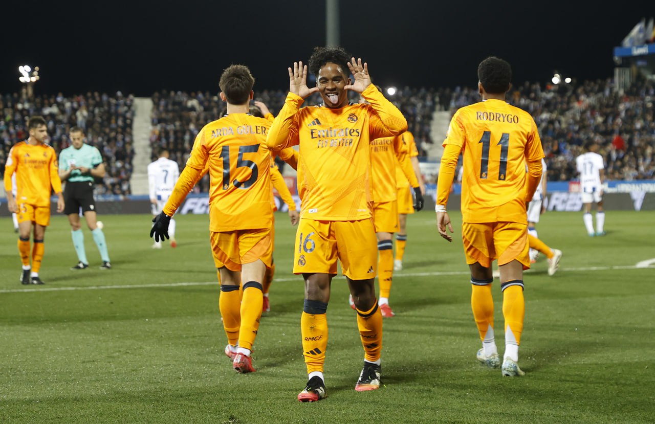 إندريك يحتفل على طريقة نيمار