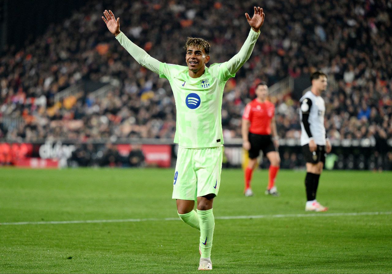 حوله لماكينة أهداف – لامين يامال ينفجر تهديفيا مع فليك