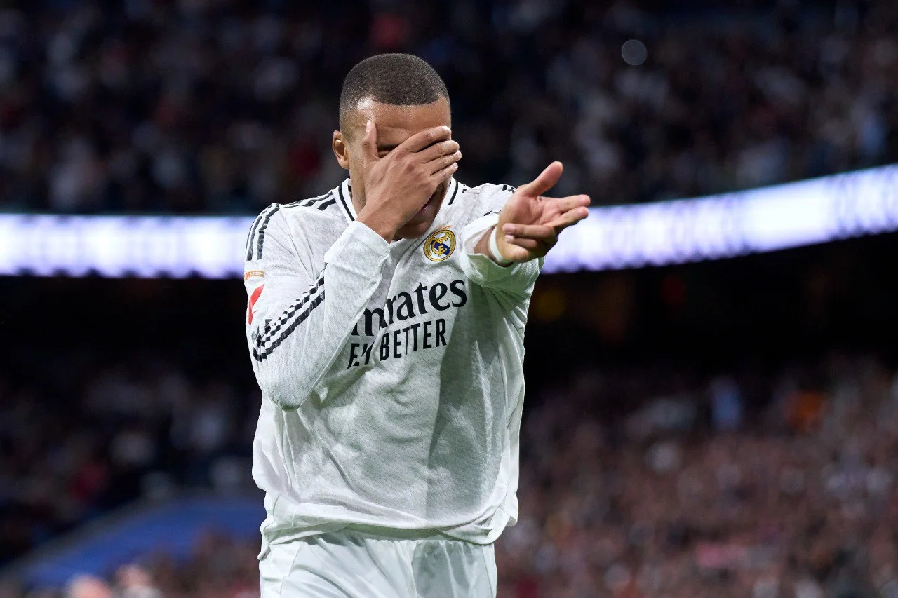 كيليان مبابي يعود لتدريبات ريال مدريد قبل لقاء ريال بيتيس