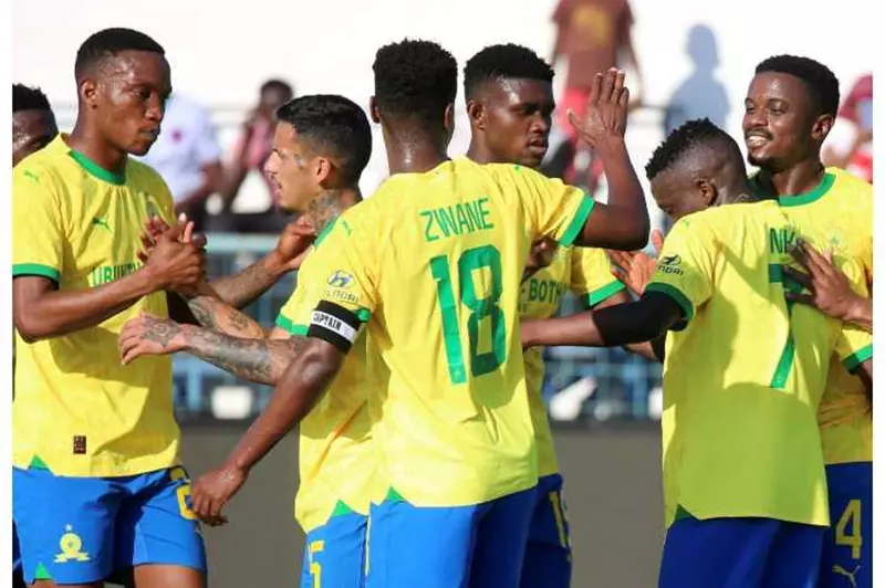 بشرط ارتداء اللون الأصفر.. صنداونز يسمح للجماهير بحضور مباراة الترجي مجانا