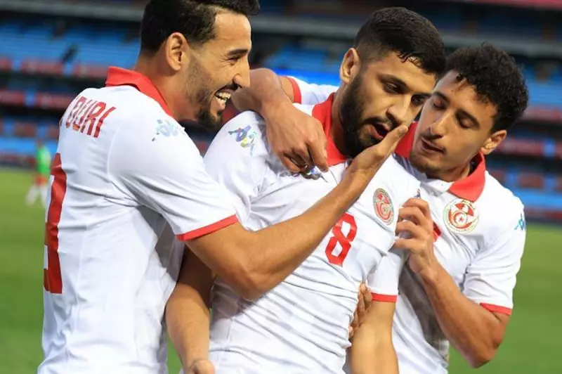 انقلبت المباراة في 4 دقائق.. منتخب تونس يؤمن الصدارة بثنائية الجزيري وعاشوري أمام مالاوي