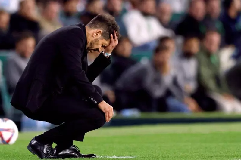 سيميوني: أشعر بالظلم.. وعلينا الحفاظ على فرصنا أمام برشلونة