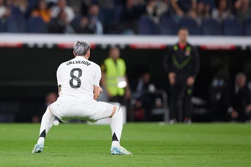 قبل المواجهات الحاسمة.. تقارير: قلق في ريال مدريد بشأن إصابة فالفيردي