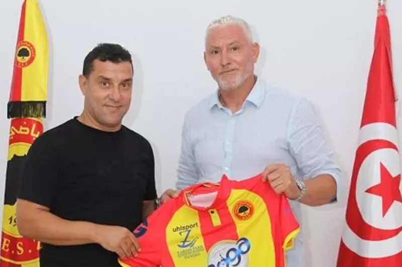 مصدر ليلا كورة: المصري أتم اتفاقه مع أنيس بوجلبان لتدريب الفريق