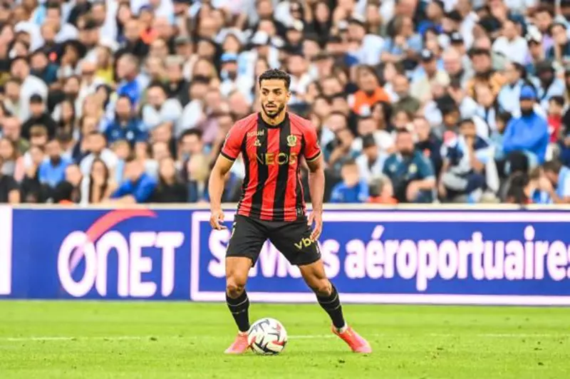 للمباراة الخامسة تواليًا.. محمد عبد المنعم بديلًا بتشكيل نيس أمام أوكسير في الدوري