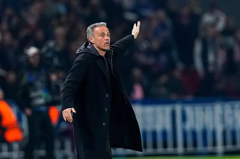 إنريكي: لاعبو سانت إتيان كانوا أشبه بالطائرات.. لم نعانِ مع أي فريق مثلهم