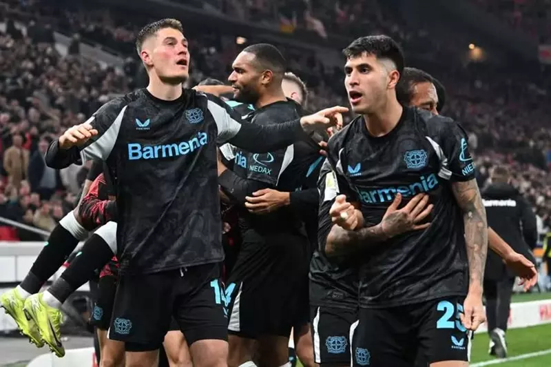 ترتيب الدوري الألماني.. ليفركوزن يقترب من بايرن ميونخ