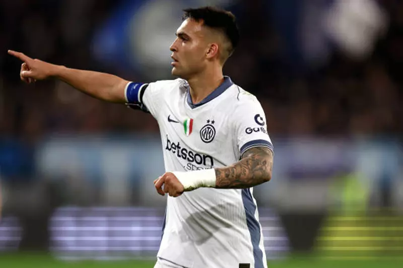 السادس.. لاوتارو مارتينيز ينضم إلى مستشفى إنتر