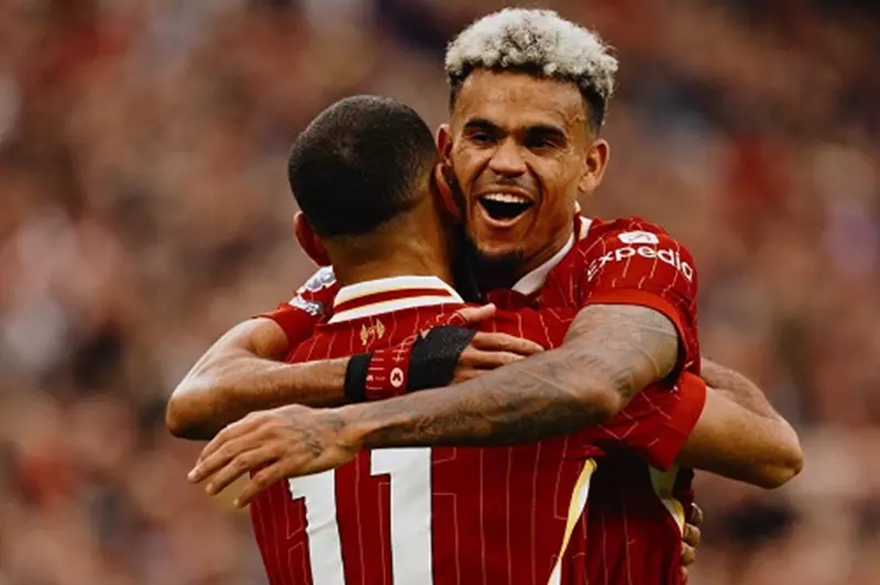 "جوهرتان في السوق".. صلاح قد يفسد انتقال دياز إلى برشلونة