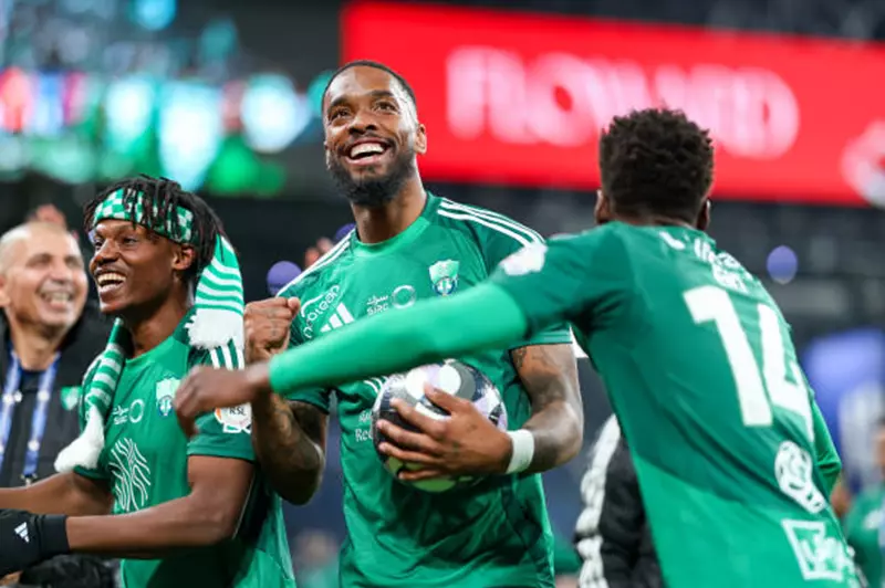 انضم إلى اسمين آخرين.. إيفان توني يكتب رقماً قياسياً بـ"الهاتريك" أمام الهلال