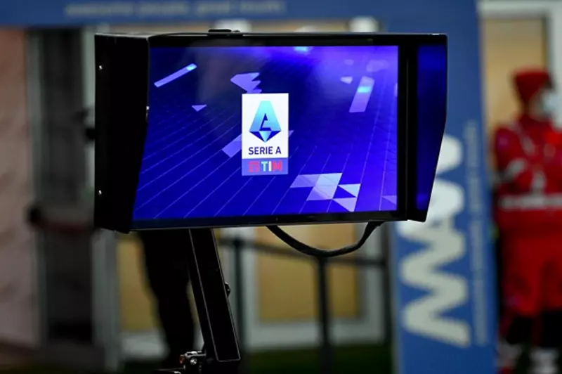رسميا.. الحكام يوضحون للجماهير قرارات "VAR" في كأس إيطاليا